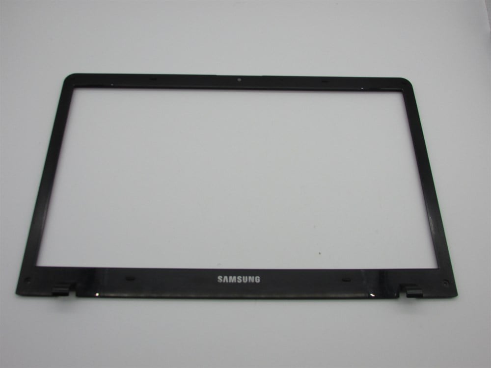 SAMSUNG NP355E5C Notebook Lcd Bezel On