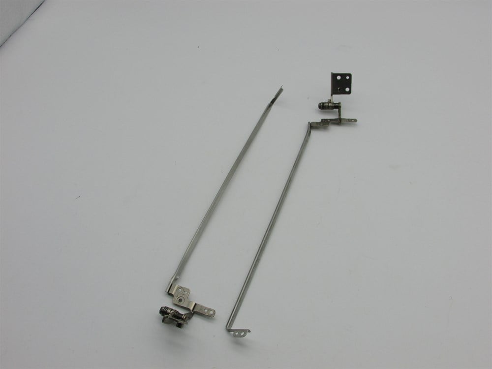 SAMSUNG NP370R5E Notebook Menteşe