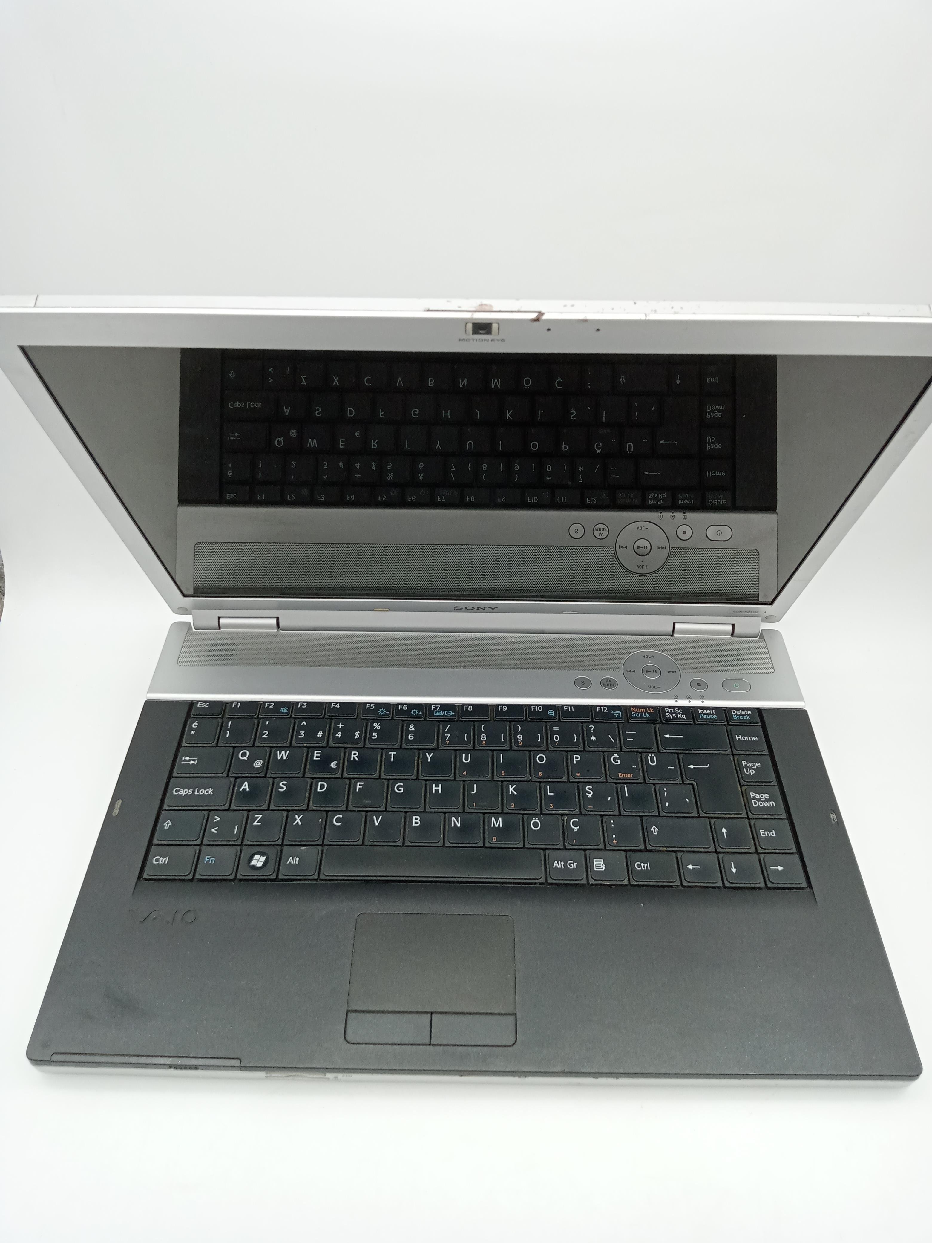 SONY VGN-FZIM İKİNCİ EL NOTEBOOK