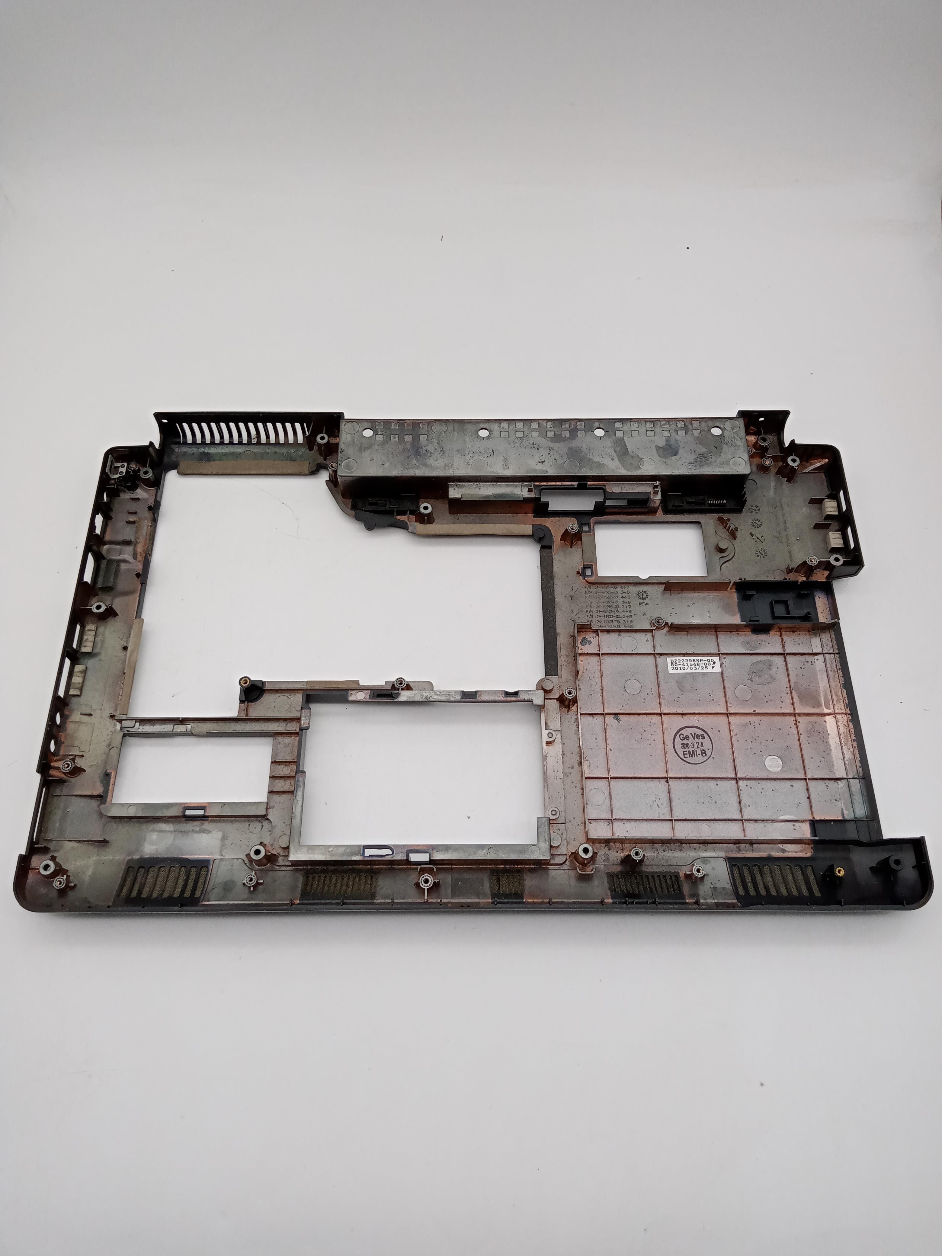 SUNNY KANGAROO VME50 Notebook Alt Kasa