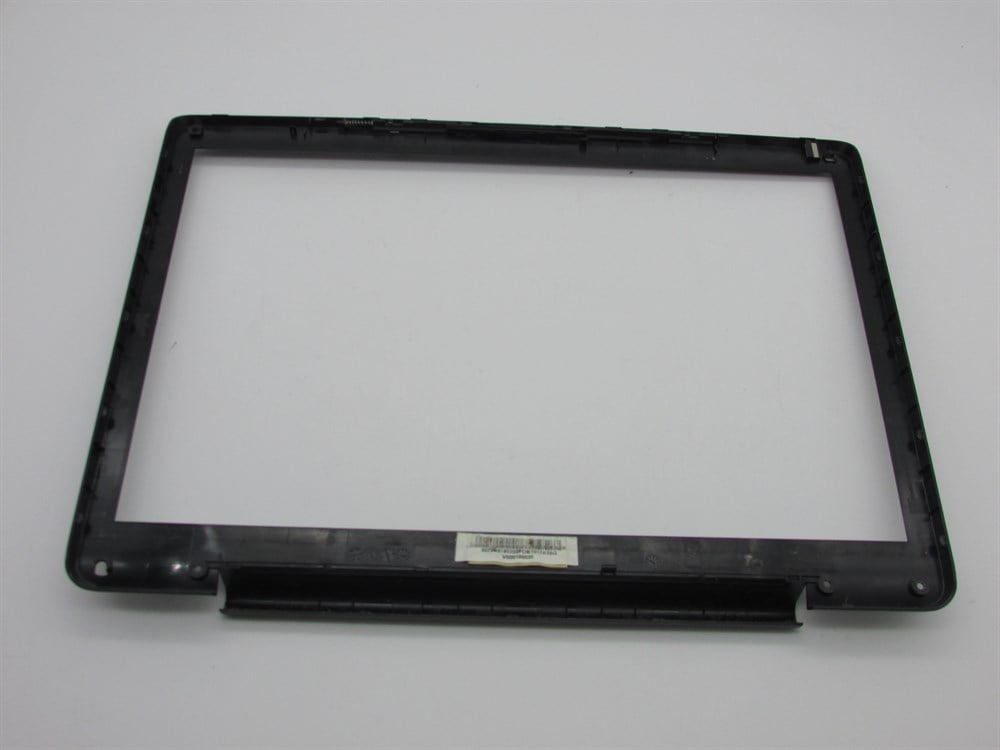 TOSHİBA EQUIUM A200- 1V0 MODEL NO PSAF5E-002006N5 Notebook Lcd Bezel On