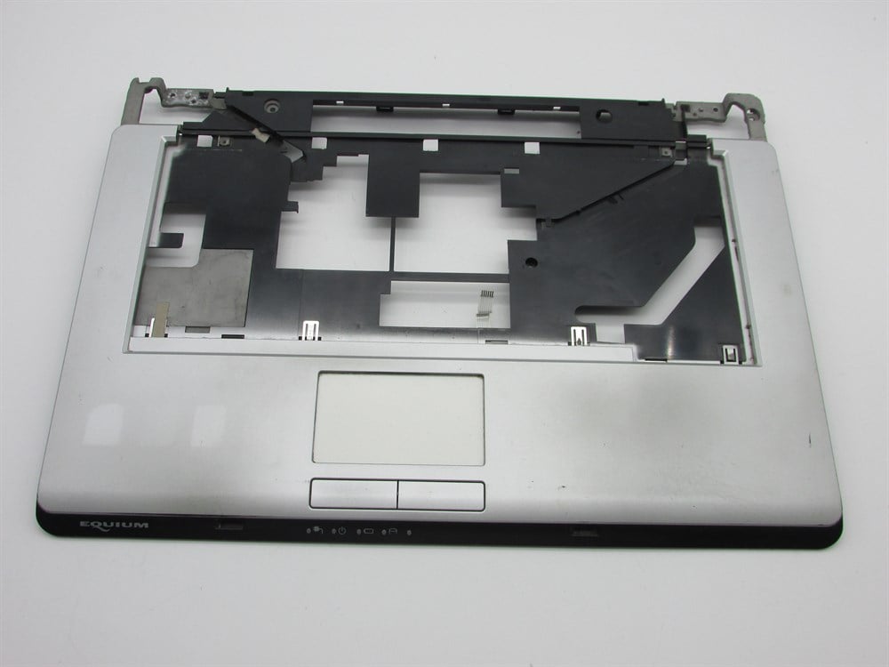 TOSHİBA EQUIUM A200- 1V0 MODEL NO PSAF5E-002006N5 Notebook Ust Kasa