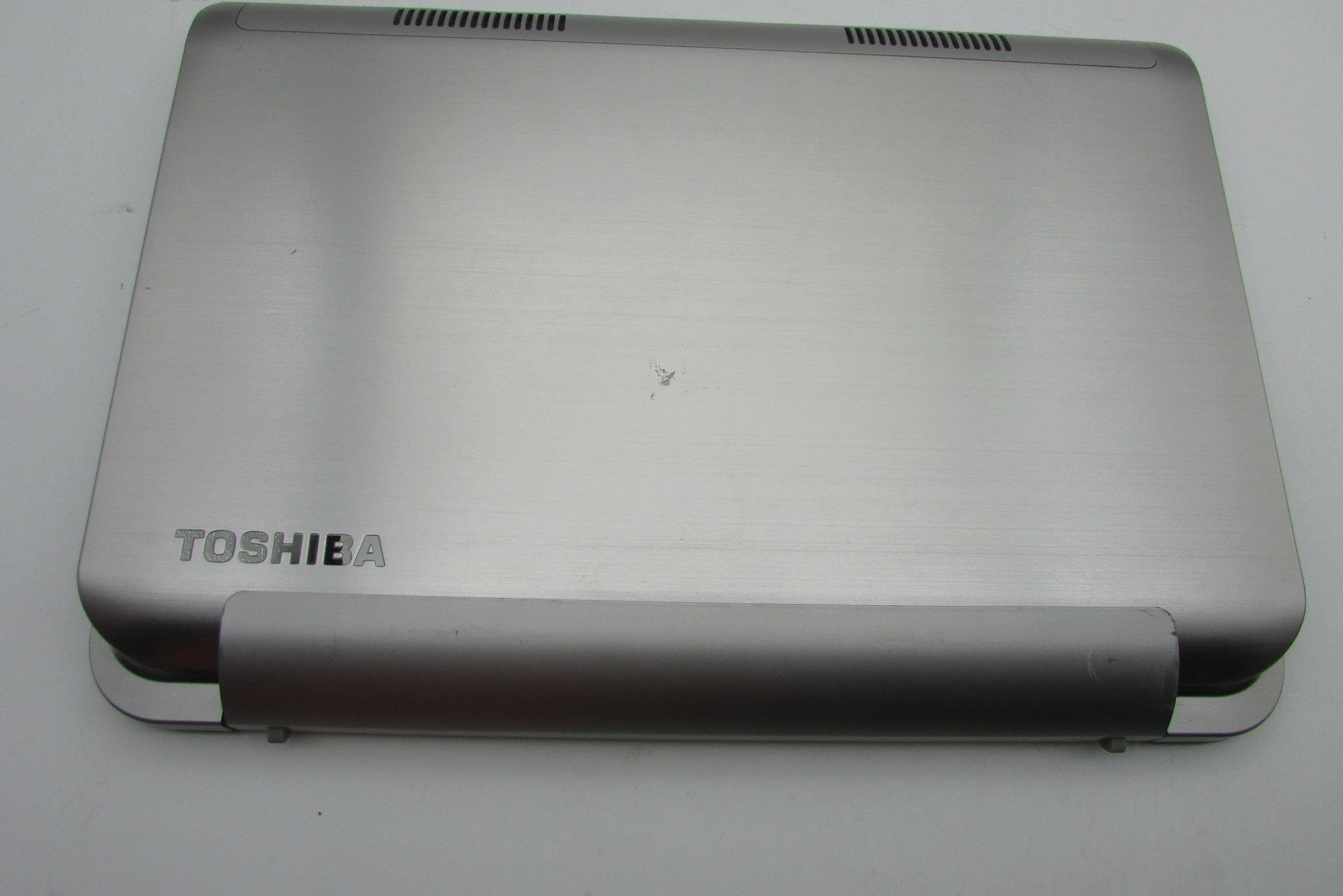 TOSHİBA W30T-A İKİNCİ EL NOTEBOOK