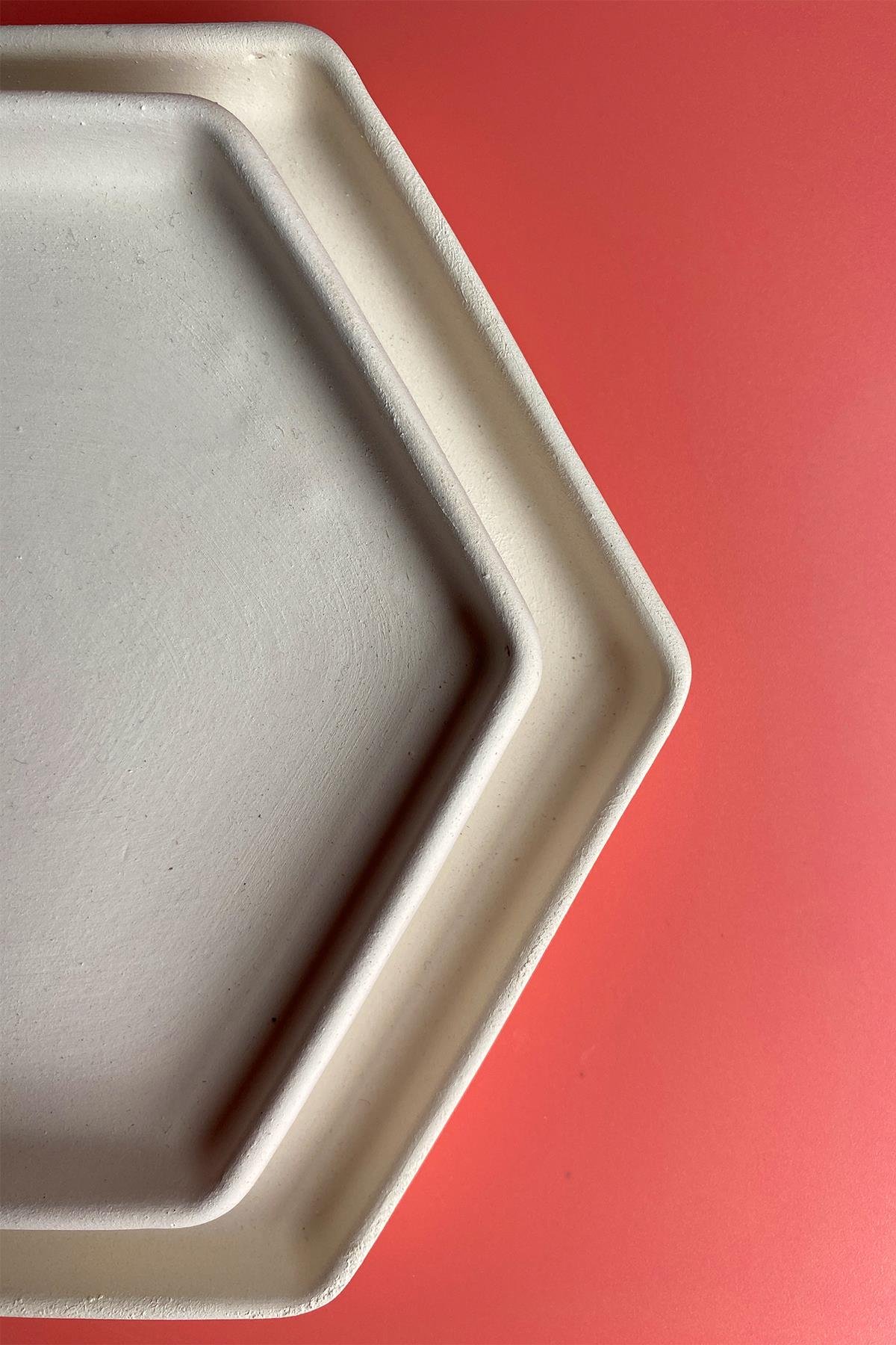 Шестиугольная тарелка керамическая Bisque