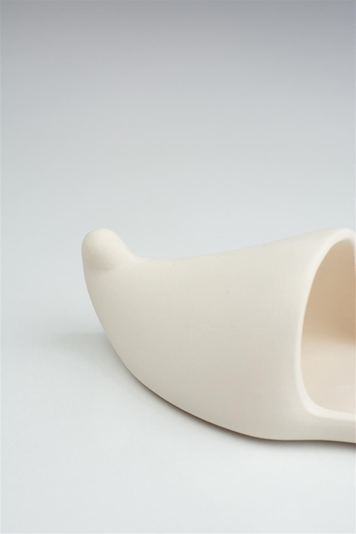 SLIPPER | CERAMIC BISQUE