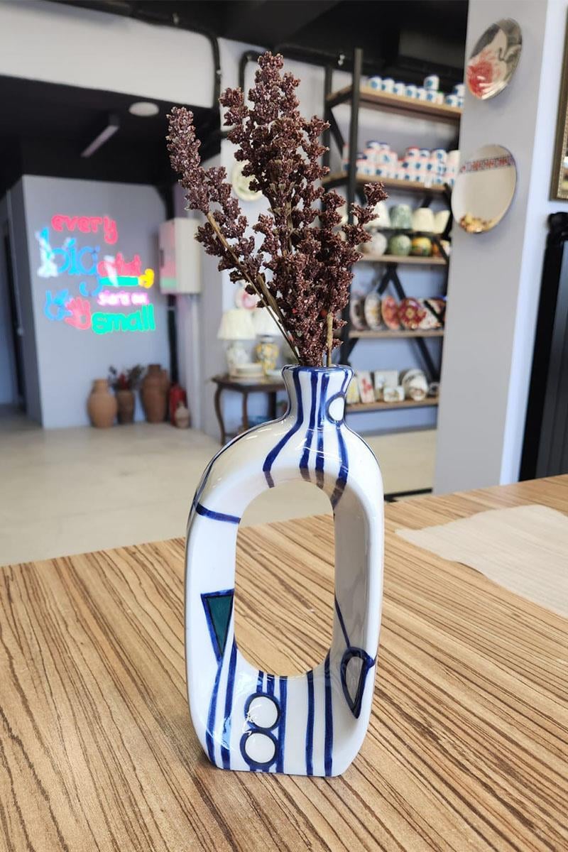 Cosmos Vase Ceramic Bisque