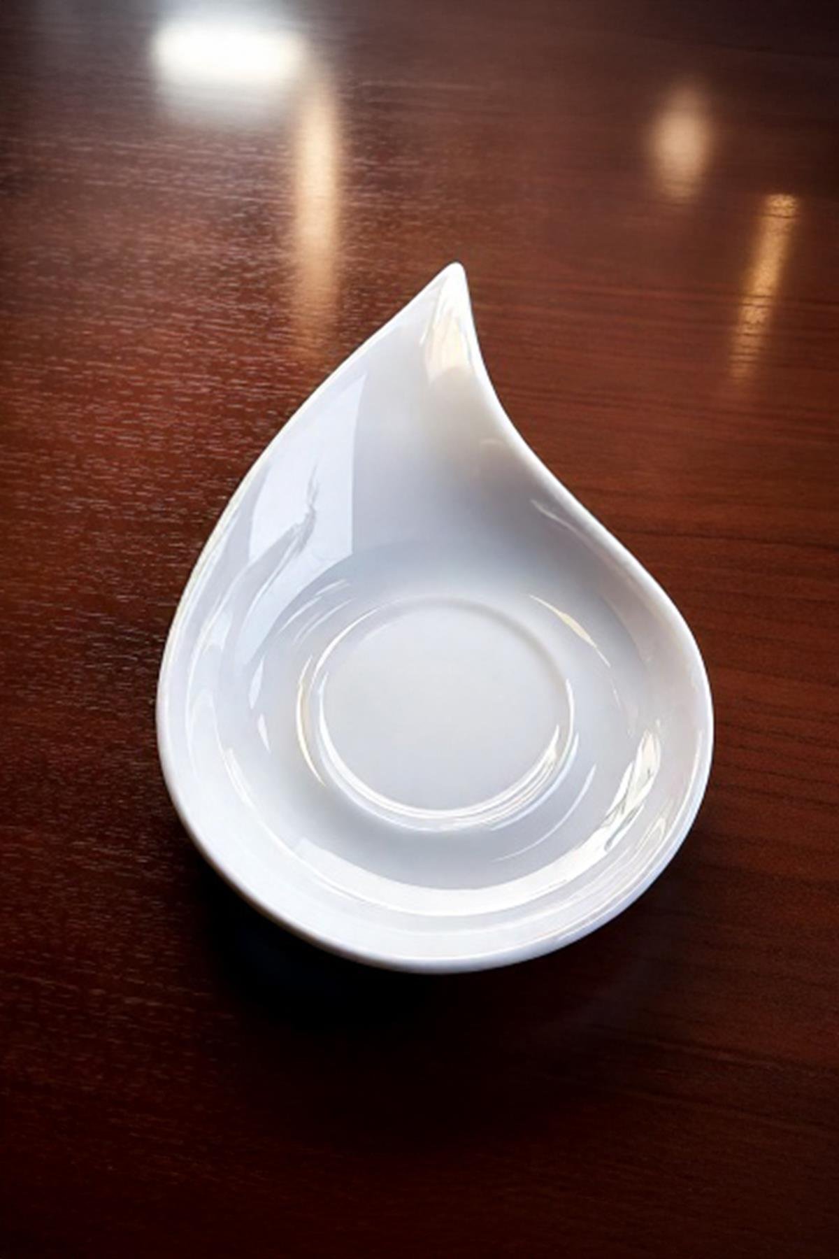 Блюдце с капелькой керамическое Bisque