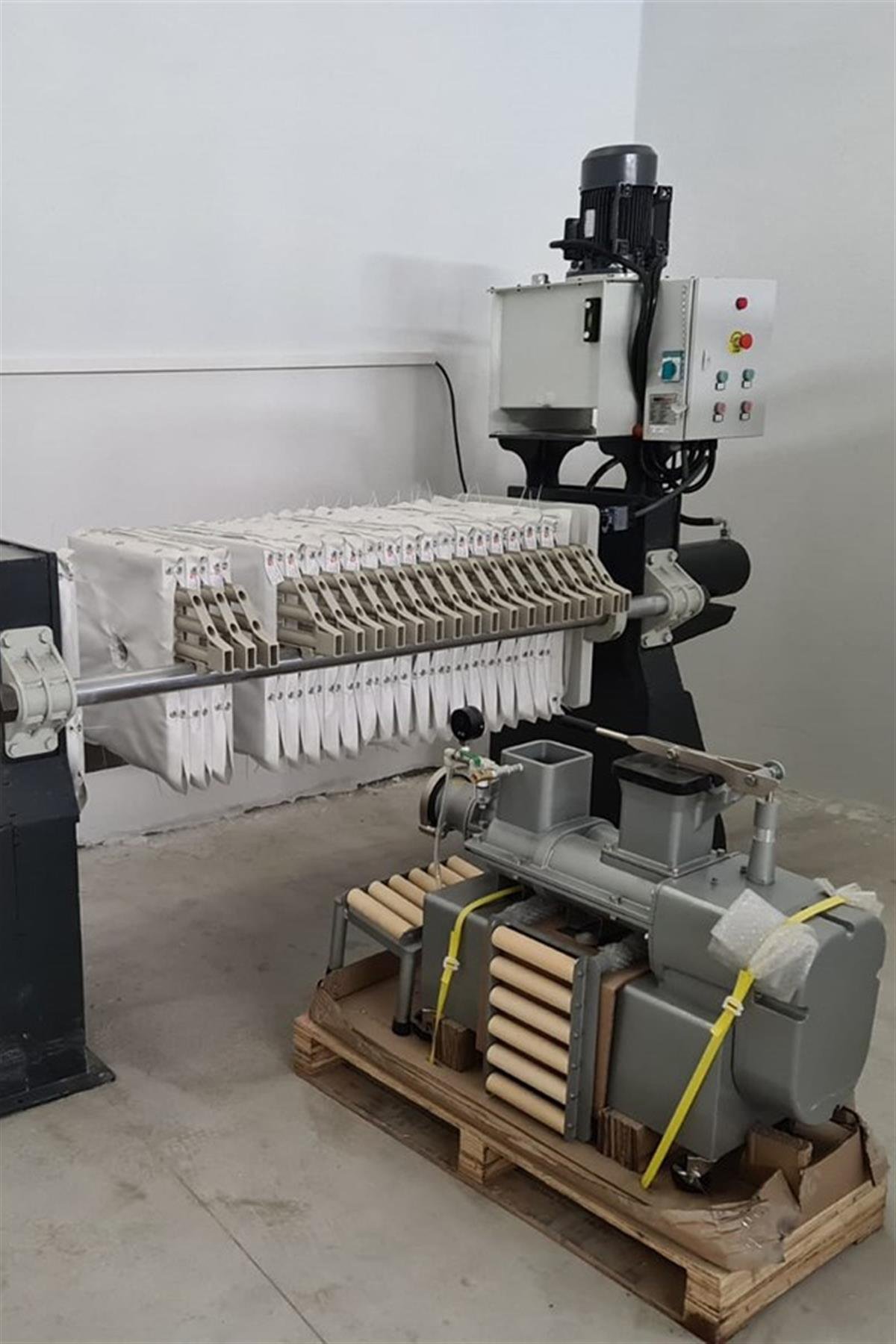 Filter Press 50X50 Cm 10 Plate 9100