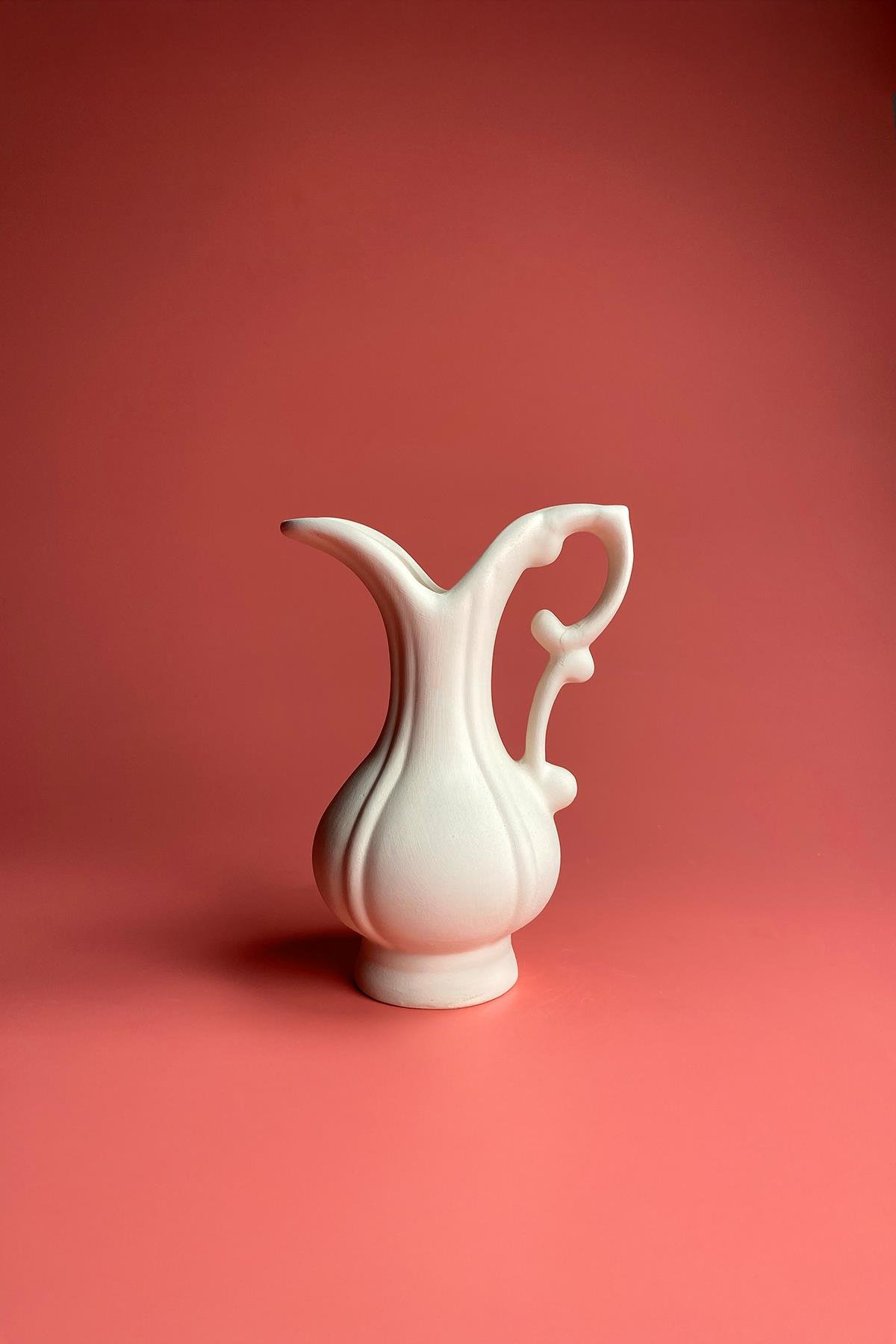 İtalian Vase Tile Bisque