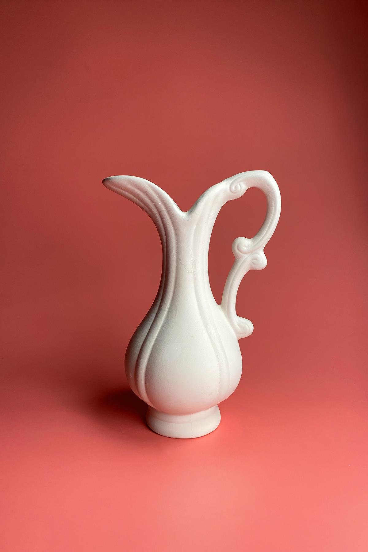 İtalian Vase Tile Bisque