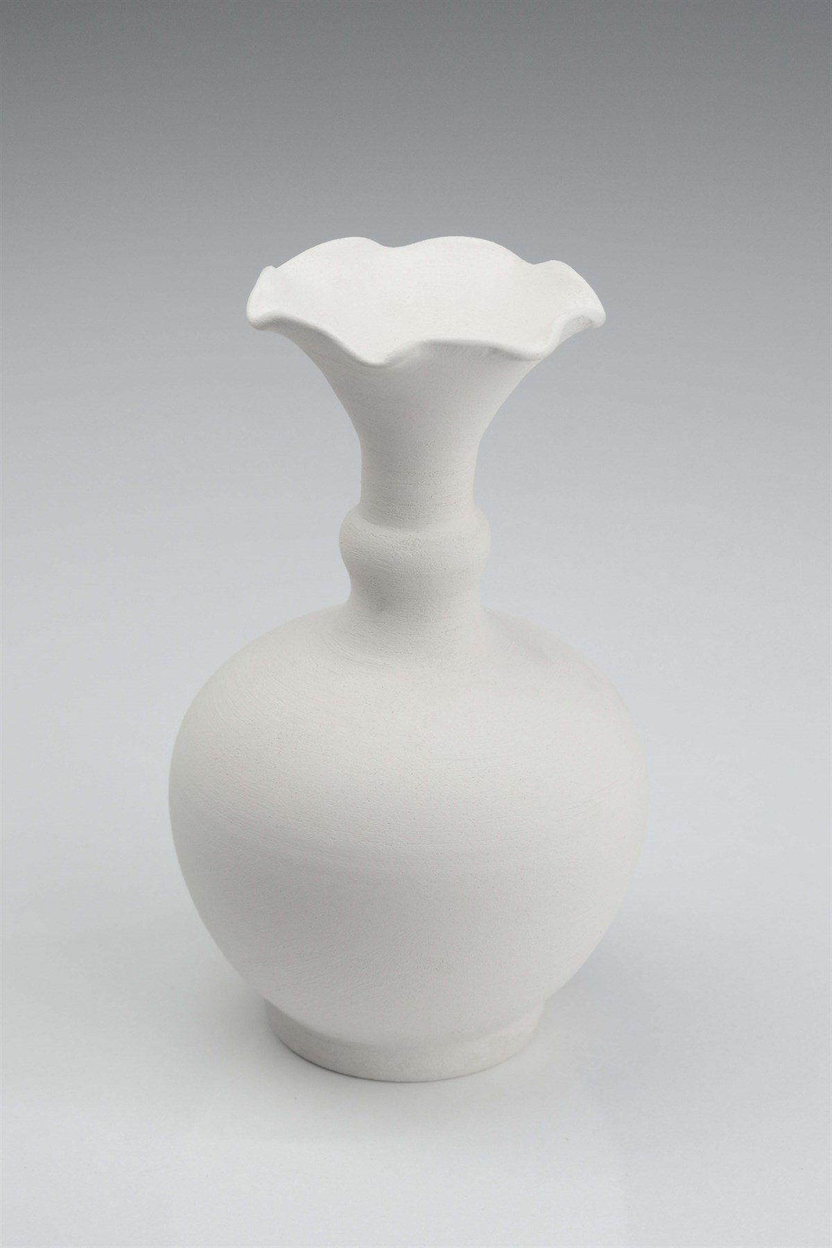 LETTUCE VASE | TILE BISQUE