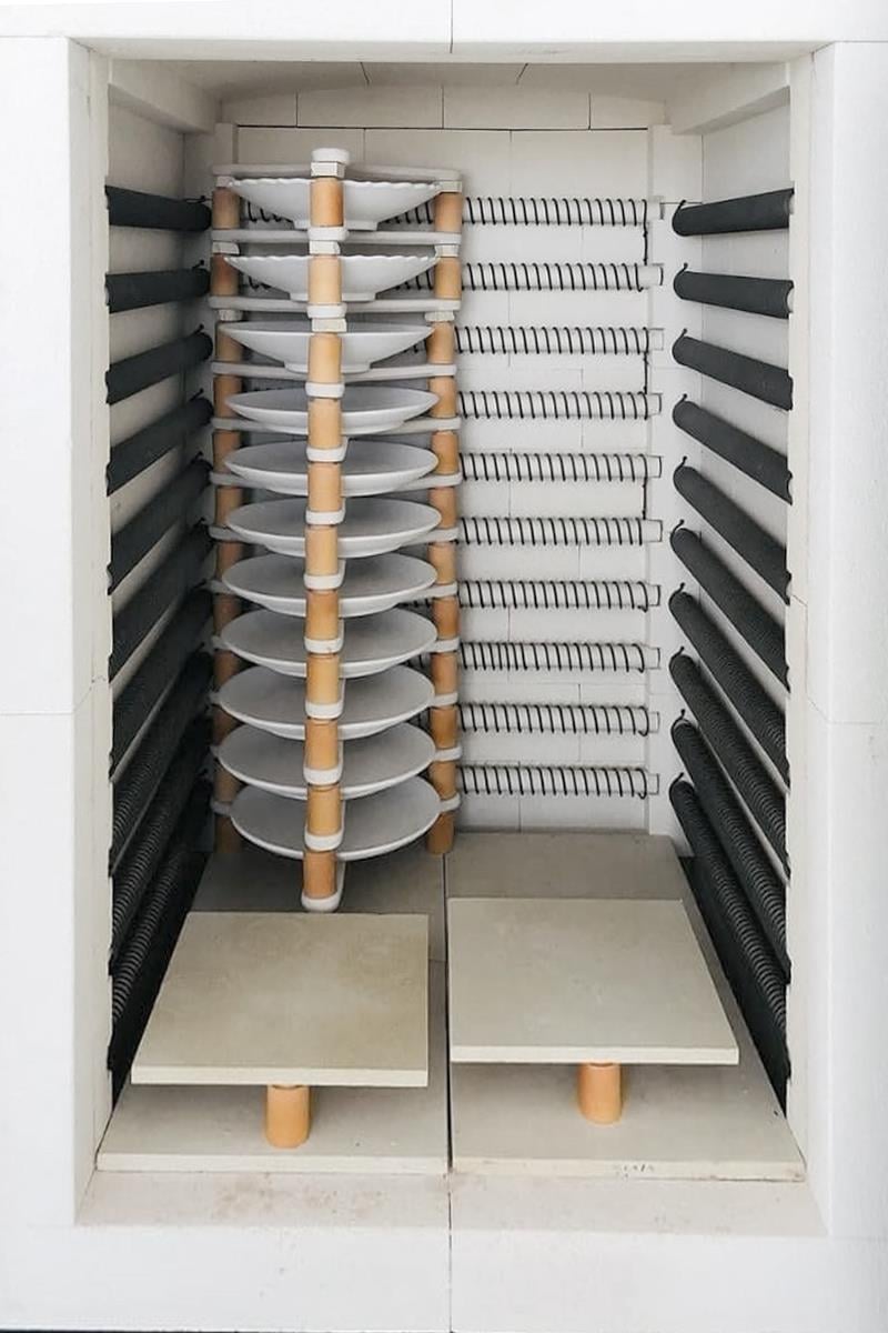 PROP (FOR KILN SHELVES)