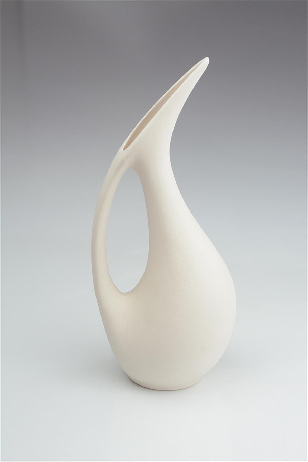 PELICAN VASE | TILE BISQUE
