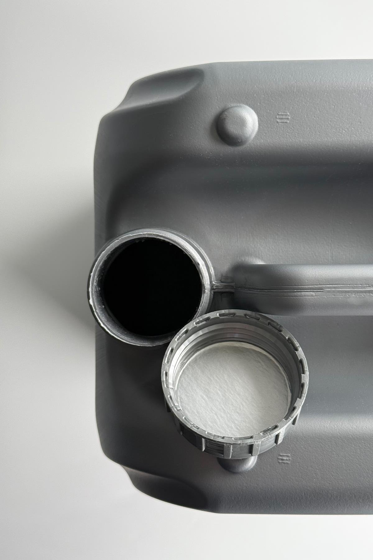 10 Liter Grey Plastic Barrel