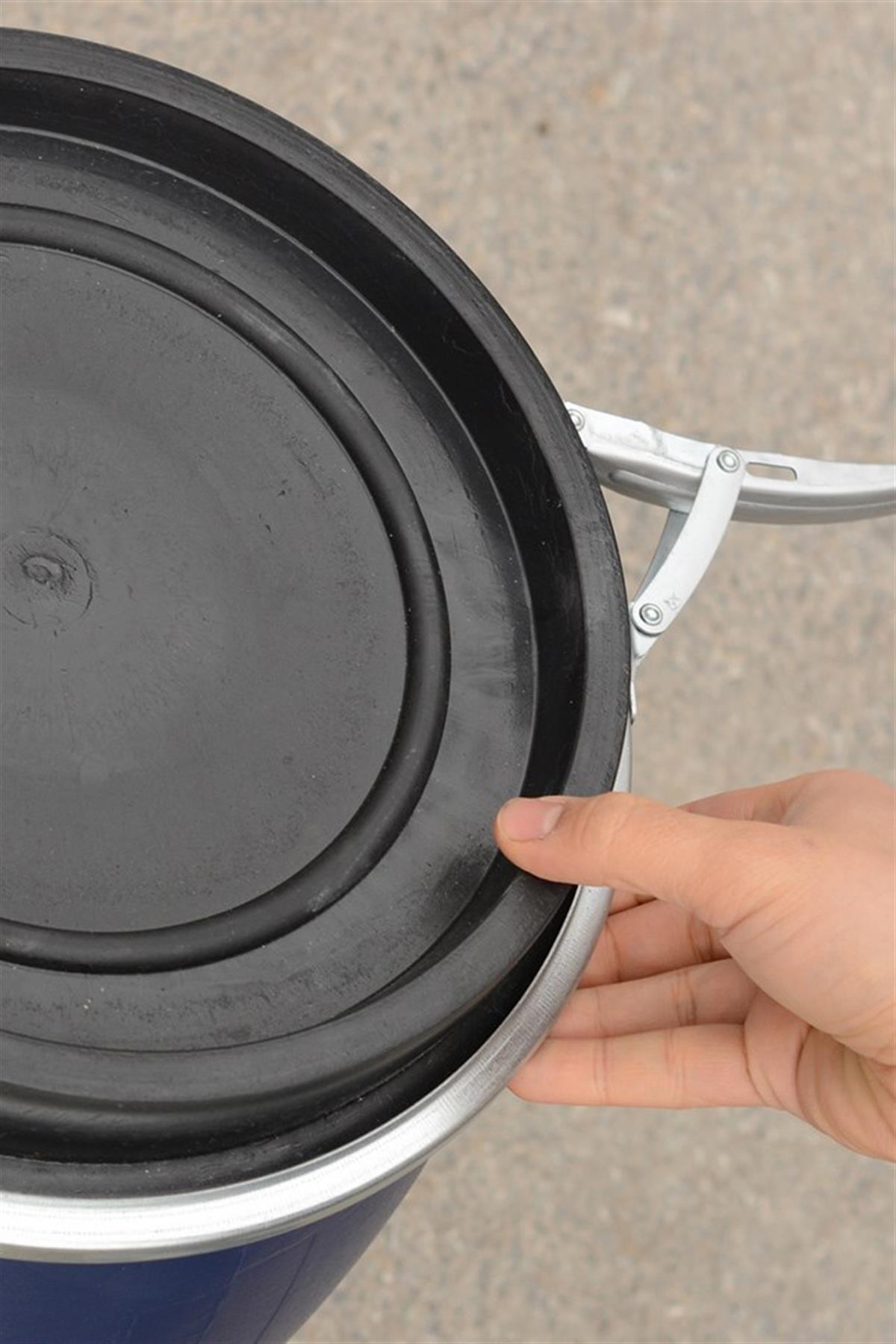 Пластиковая бочка Refsan