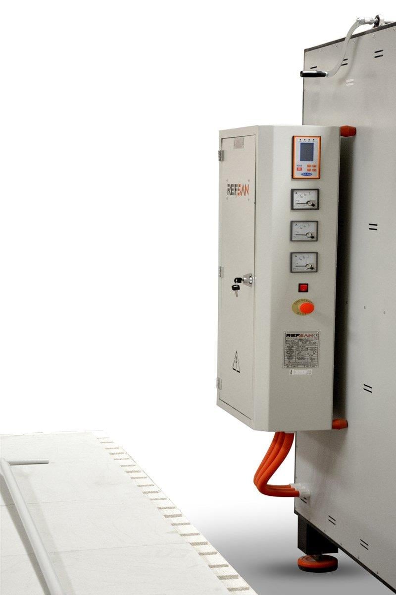RS2A3.000 KILN WITH TROLLEY