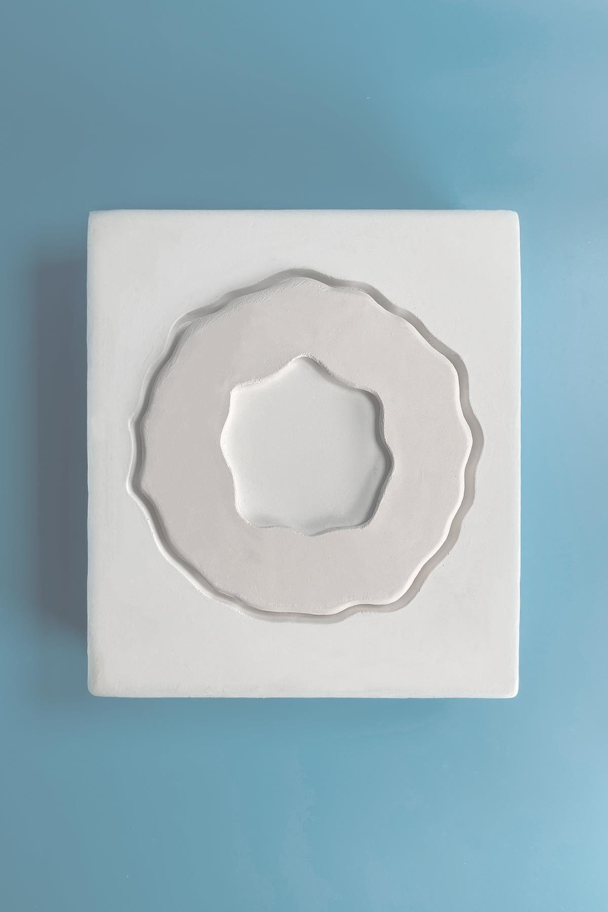 Plaster Mold Round Decorated Frame