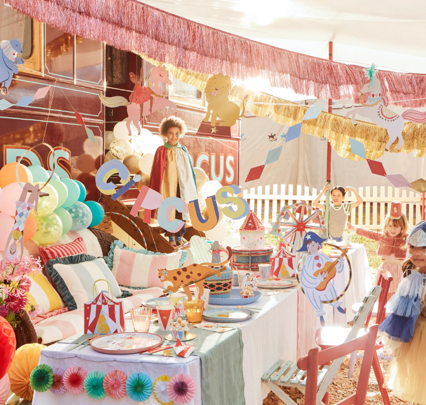 Meri Meri - Circus Garland - Sirk Asılan Süs Asılan Süsler