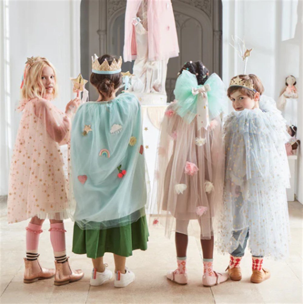 Ikon Pelerin & Değnek Gizden Gelenler