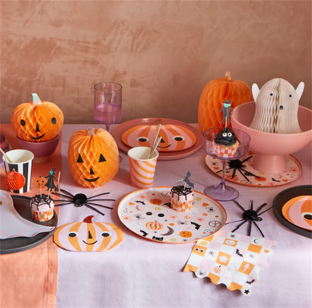 Meri Meri - Groovy Halloween Icon Dinner Plates - Cadılar Bayramı Karakterli Tabaklar (L) (8'li) Gizden Gelenler