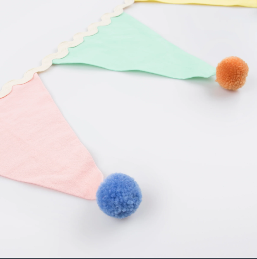 Meri Meri - Pastel Pom Pom Flag Garland - Pastel Pom Pom Bayrak Asılan Süs Kategorisiz