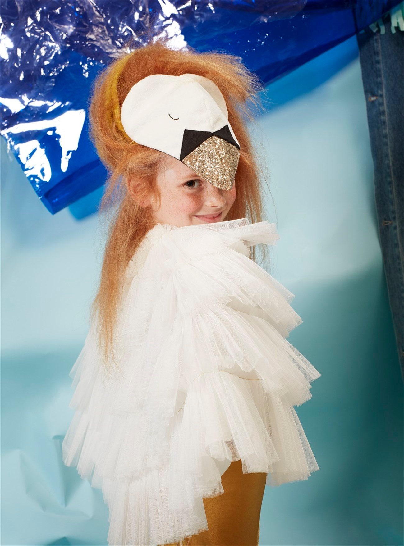 Kuğu Pelerin Elbisesi KOSTÜMLER VE AKSESUARLAR