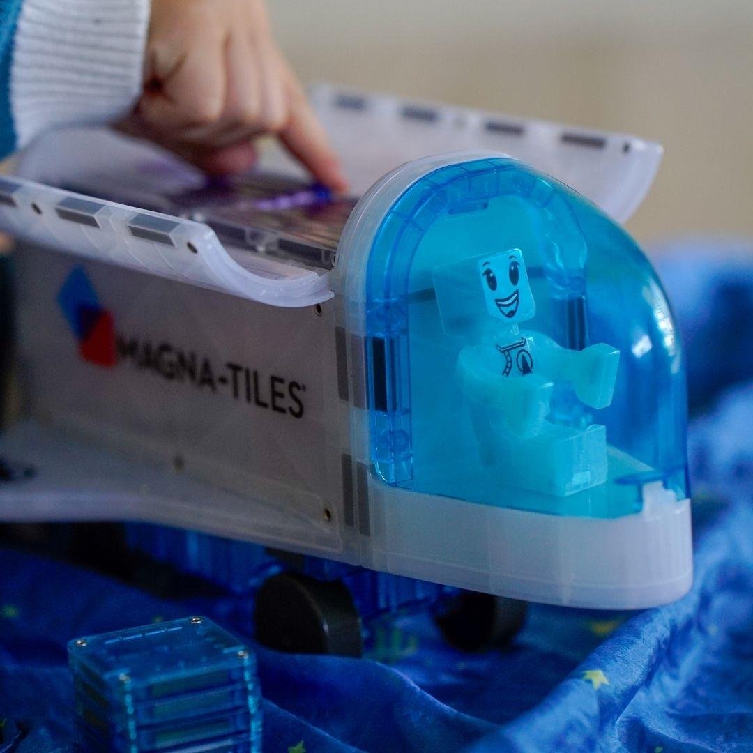 Magna-Tiles Space + microMAGS - Uzay 32 Parça Mıknatıslı Oyunlar