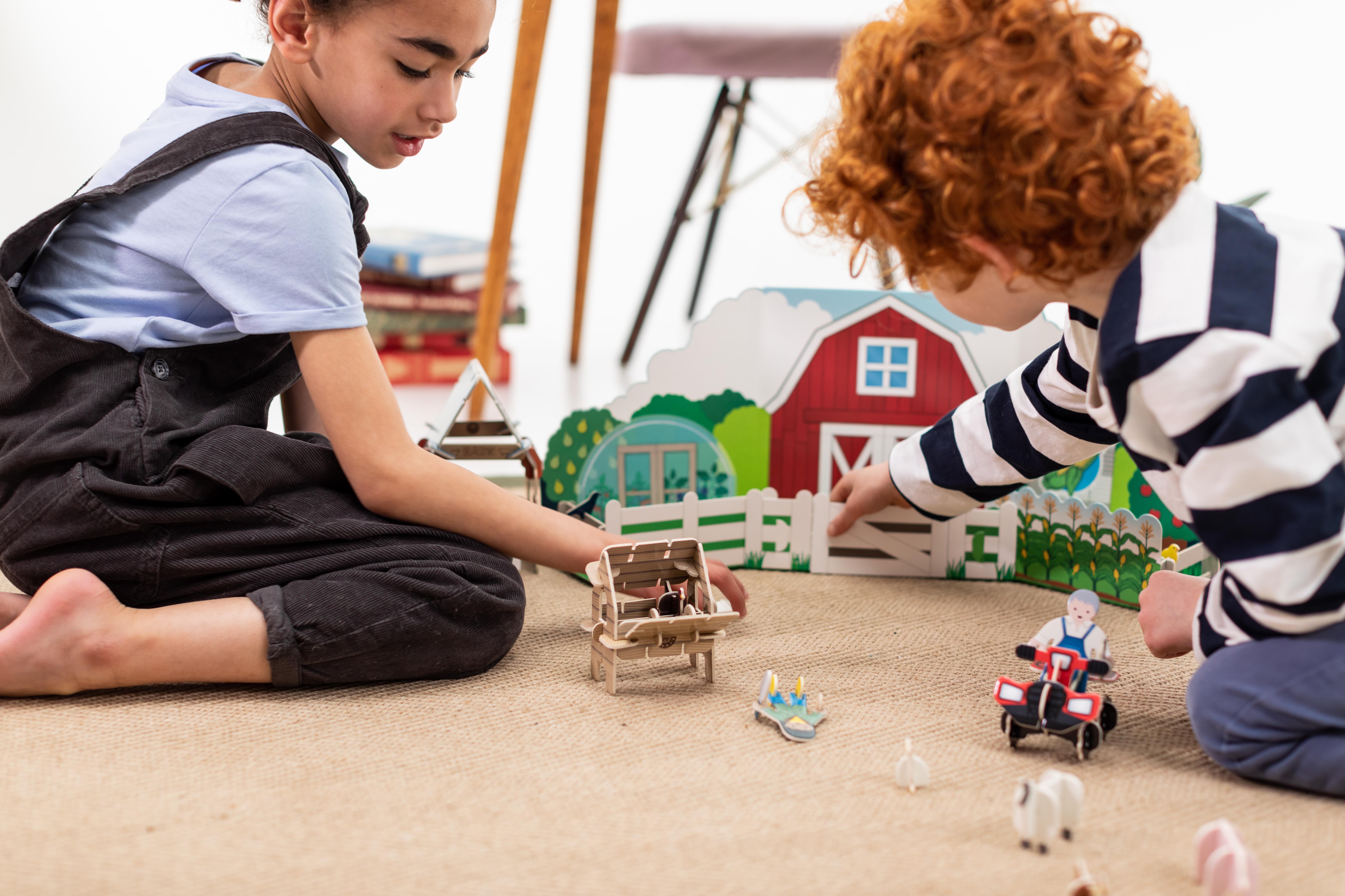 PlayPressPlayPress - Story Playset - FarmyardL0009