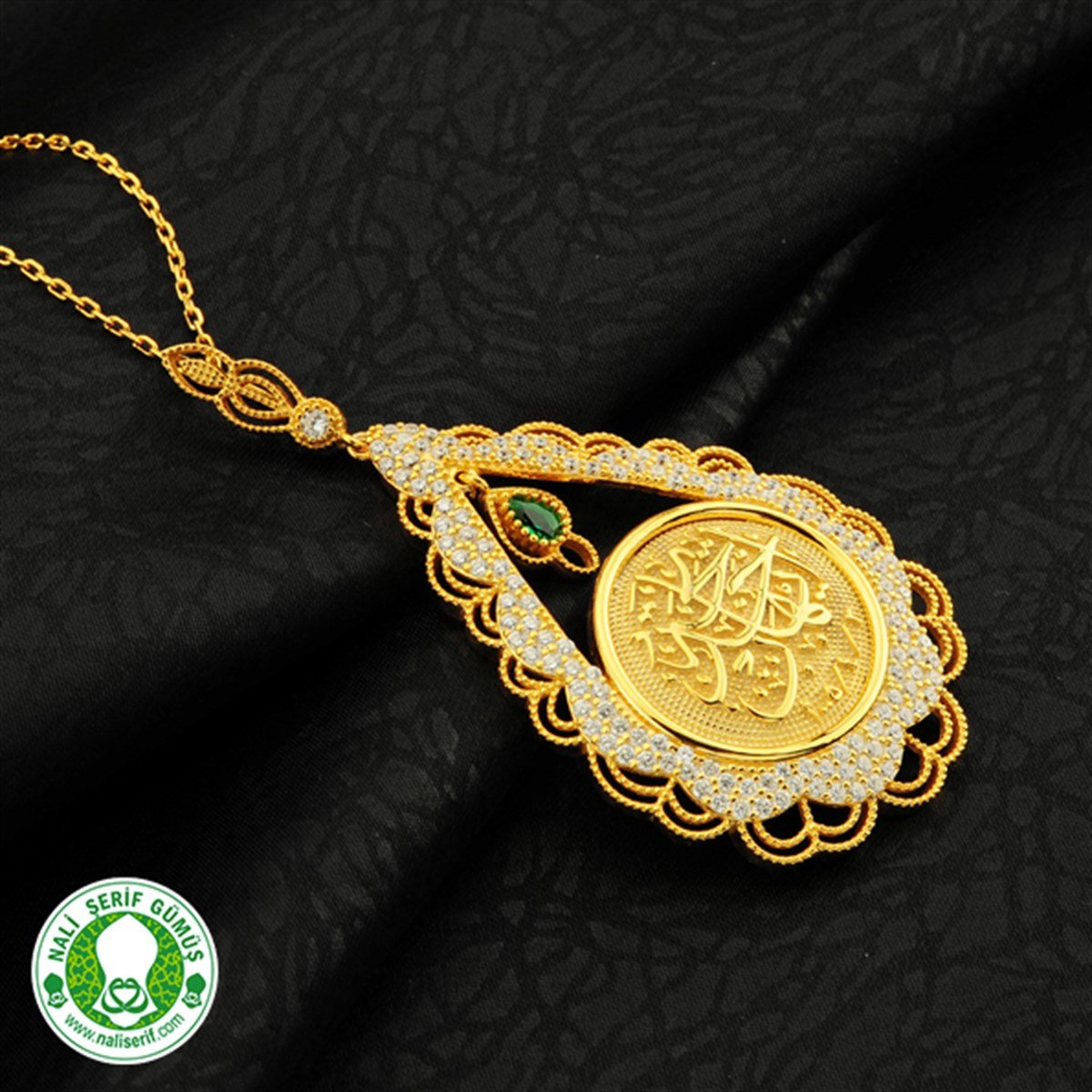İsme Özel Altın Kaplamalı 925 Ayar Gümüş Kolye ve Zinciri