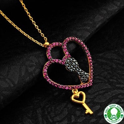 Kalp Anahtarı Altın Kaplamalı 925 Ayar Gümüş Bayan Kolyesi