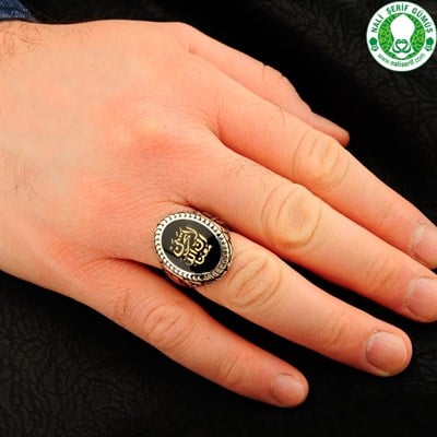 La Tahzen İnnallahe Meane yazılı Tuğralı 925 Ayar Gümüş Erkek Yüzük