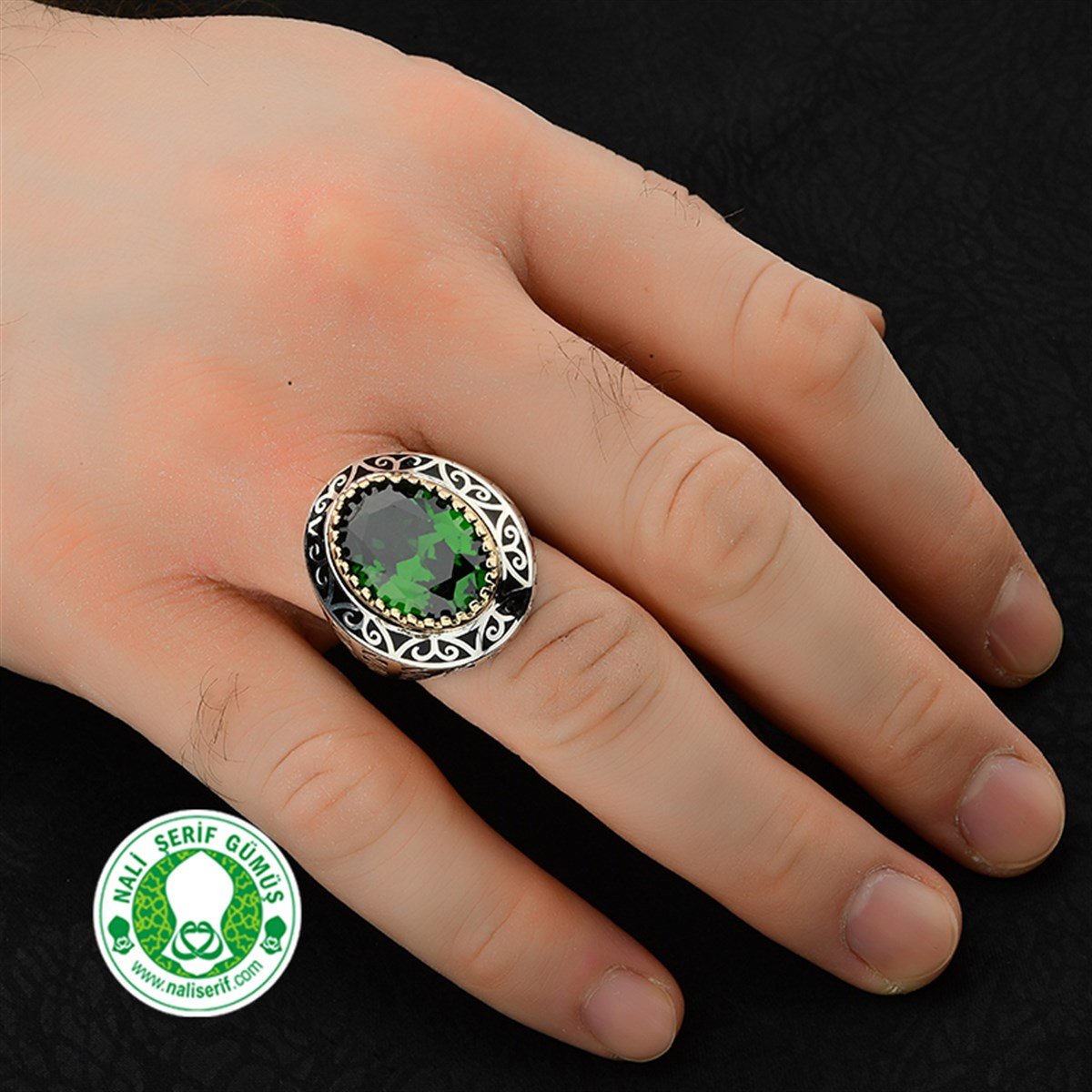 Oval Kasalı Yesil Taşlı Papa 925 Ayar Gümüş Erkek Yüzük