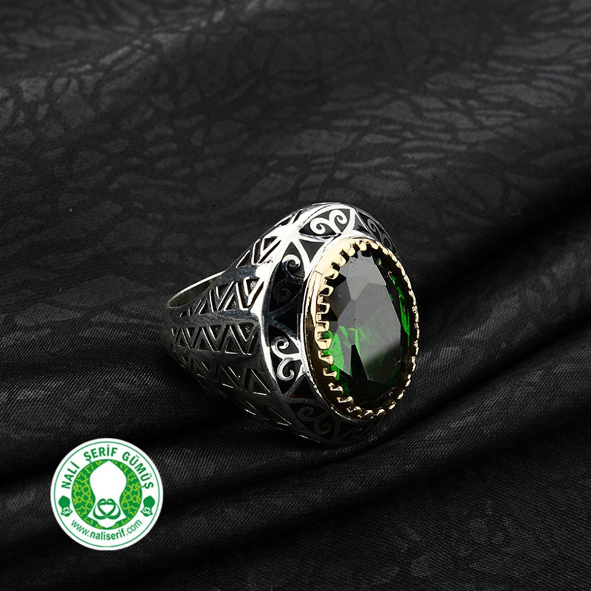 Oval Kasalı Yesil Taşlı Papa 925 Ayar Gümüş Erkek Yüzük