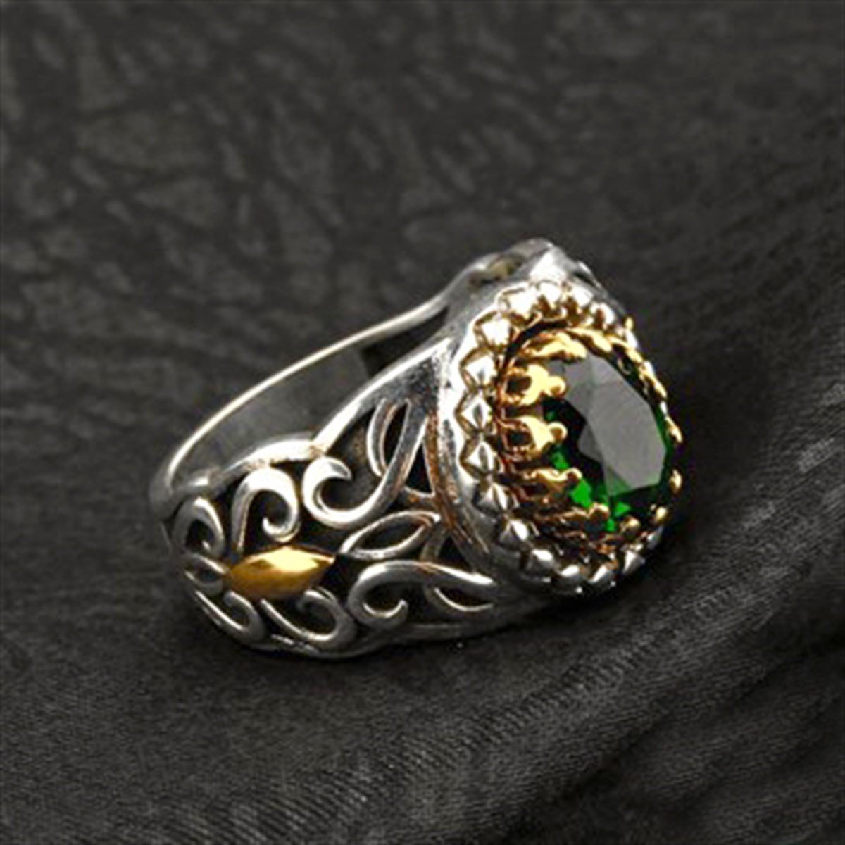 Zümrüt Yeşili Kristal Kesim 925 Ayar Gümüş Erkek Yüzük