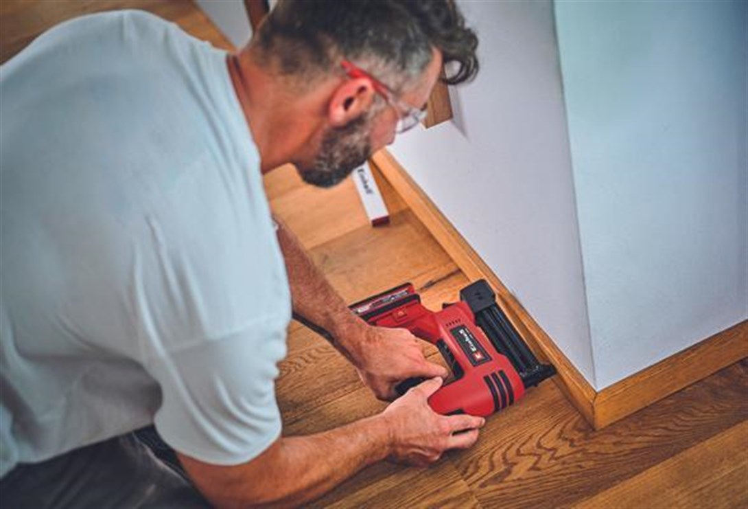 Einhell 4257790 TE-CN 18 Li - Solo Akülü Çivi Çakma Makinesi (Akü Dahil Değildir)Einhell4257790Havalı Zımba-LastikTR.com