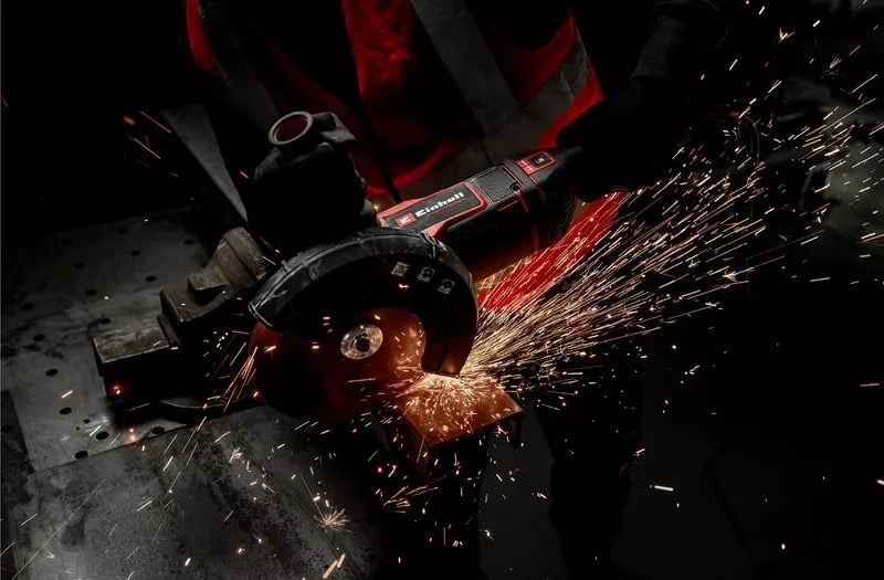 Einhell TP-AG 230/2400 Avuç Taşlama (2400 W, Ø230 mm kesme diski, 71 mm kesme derinliği, dönebilen tutamak, titreşim önleyici sistem, disk koruması, kesme diski dahil değildir) - 4430895Einhell4430895Taşlamalar-LastikTR.com