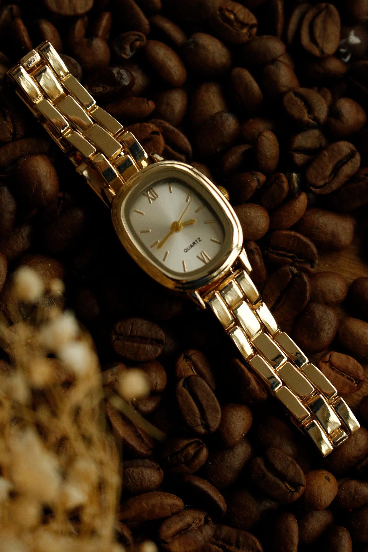 Bonjour Gold Metal Kadın Kol Saati(beyaz kadran)