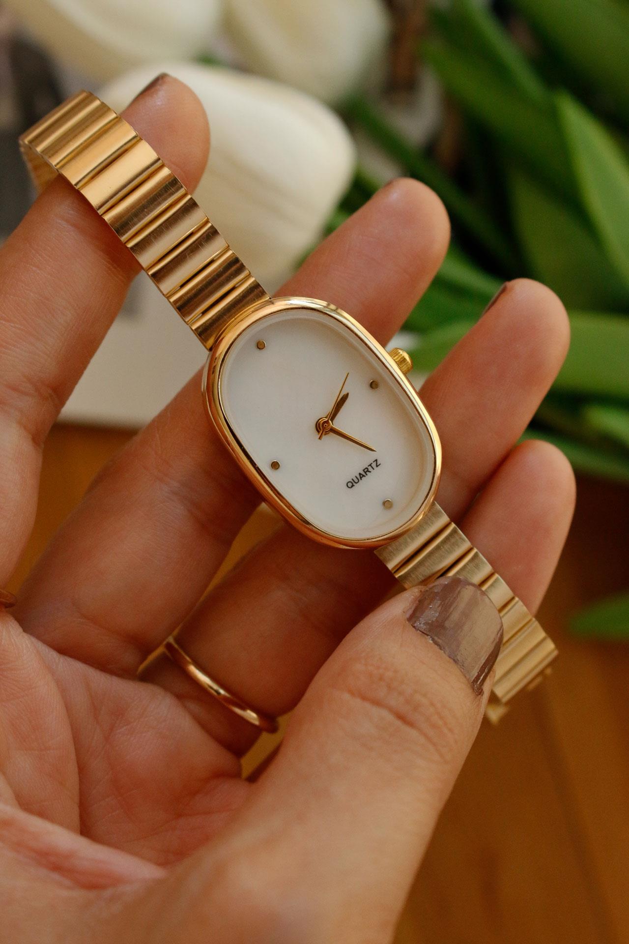 Brede Gold Oval Kadın Metal Kol Saati
