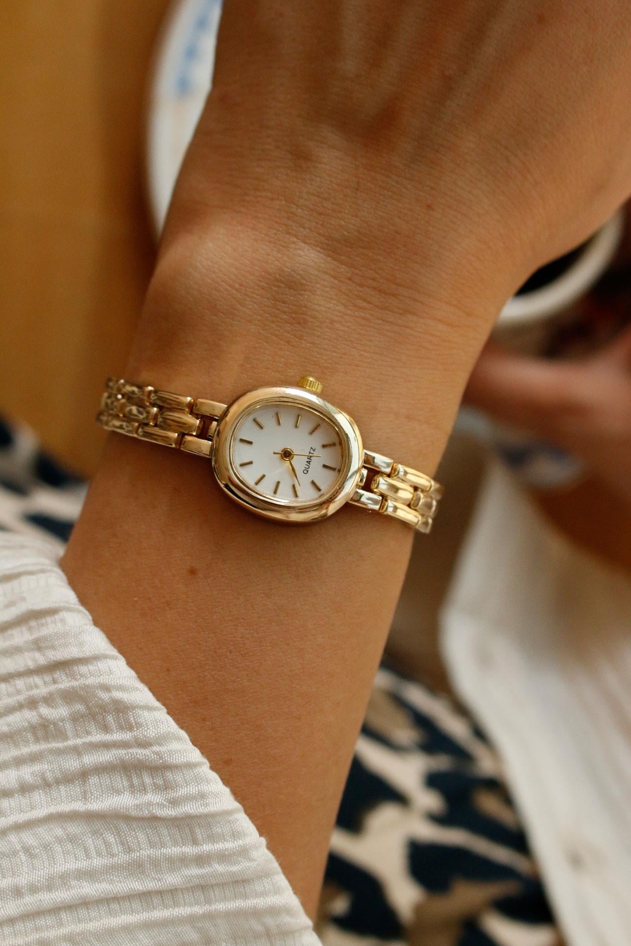 Chic Mini Vintage Gold Metal Kol Saati