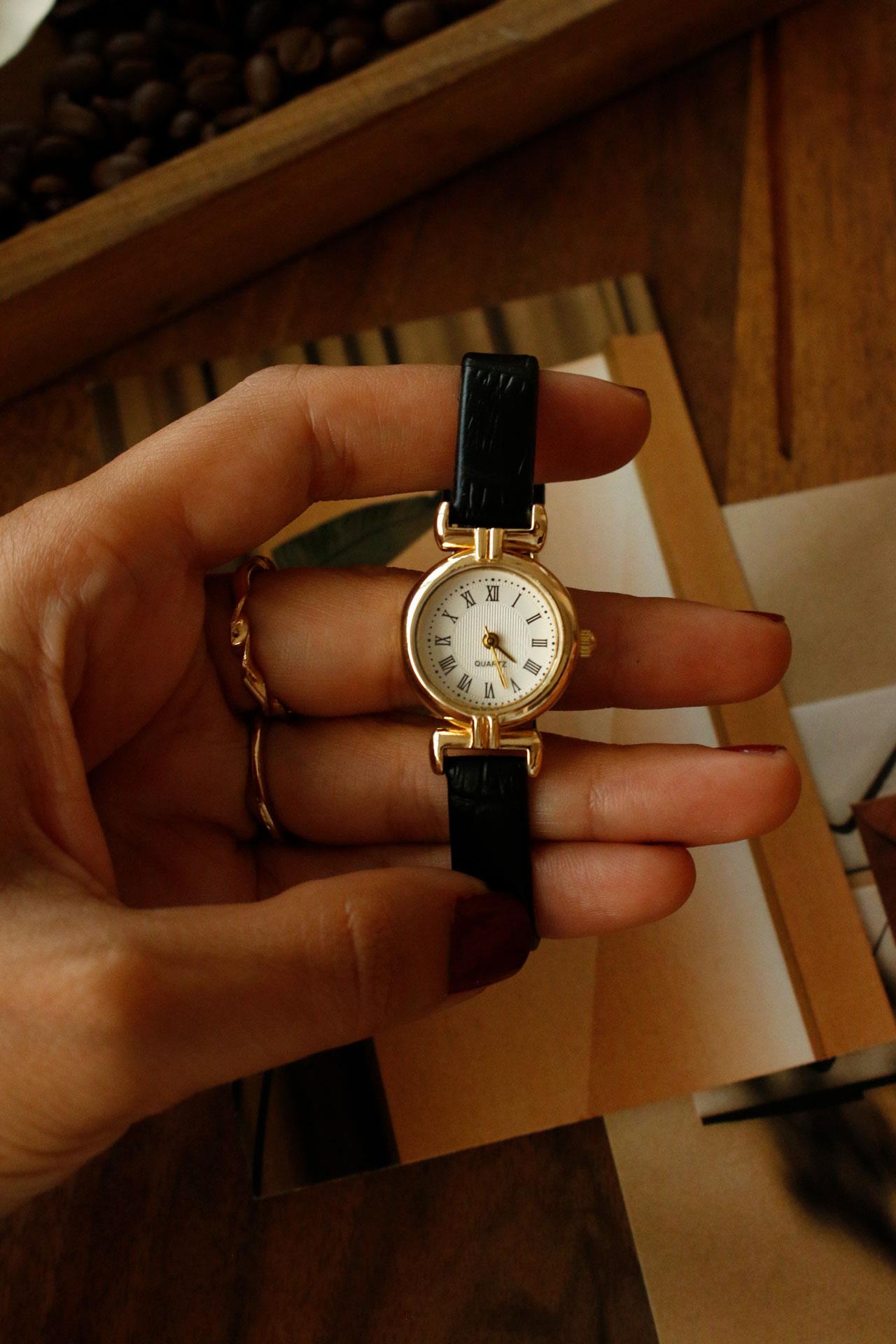 Neva Siyah Minimal Deri Kol Saati