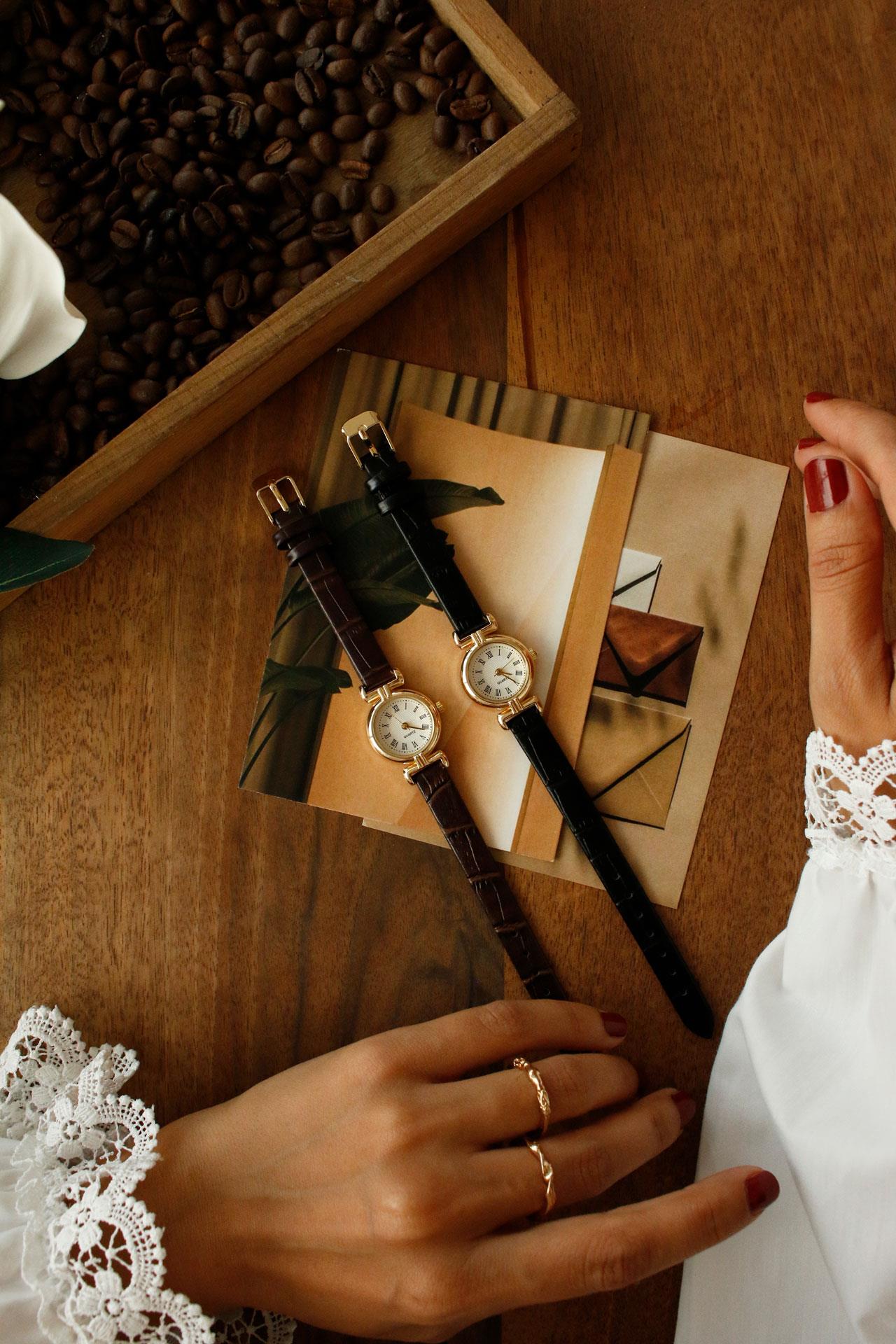 Neva Siyah Minimal Deri Kol Saati