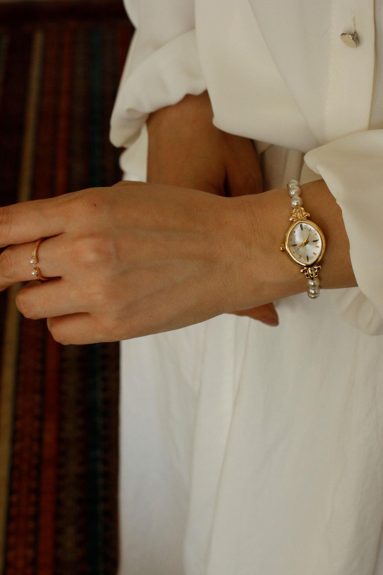 Pearl Gold Metal İncili Kol Saati 08