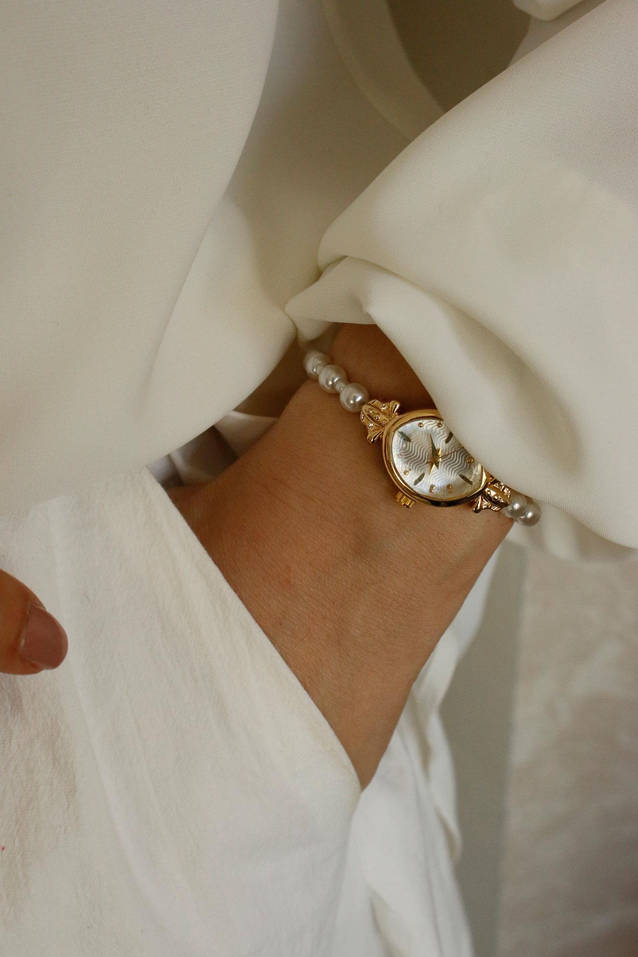 Pearl Gold Metal İncili Kol Saati 08