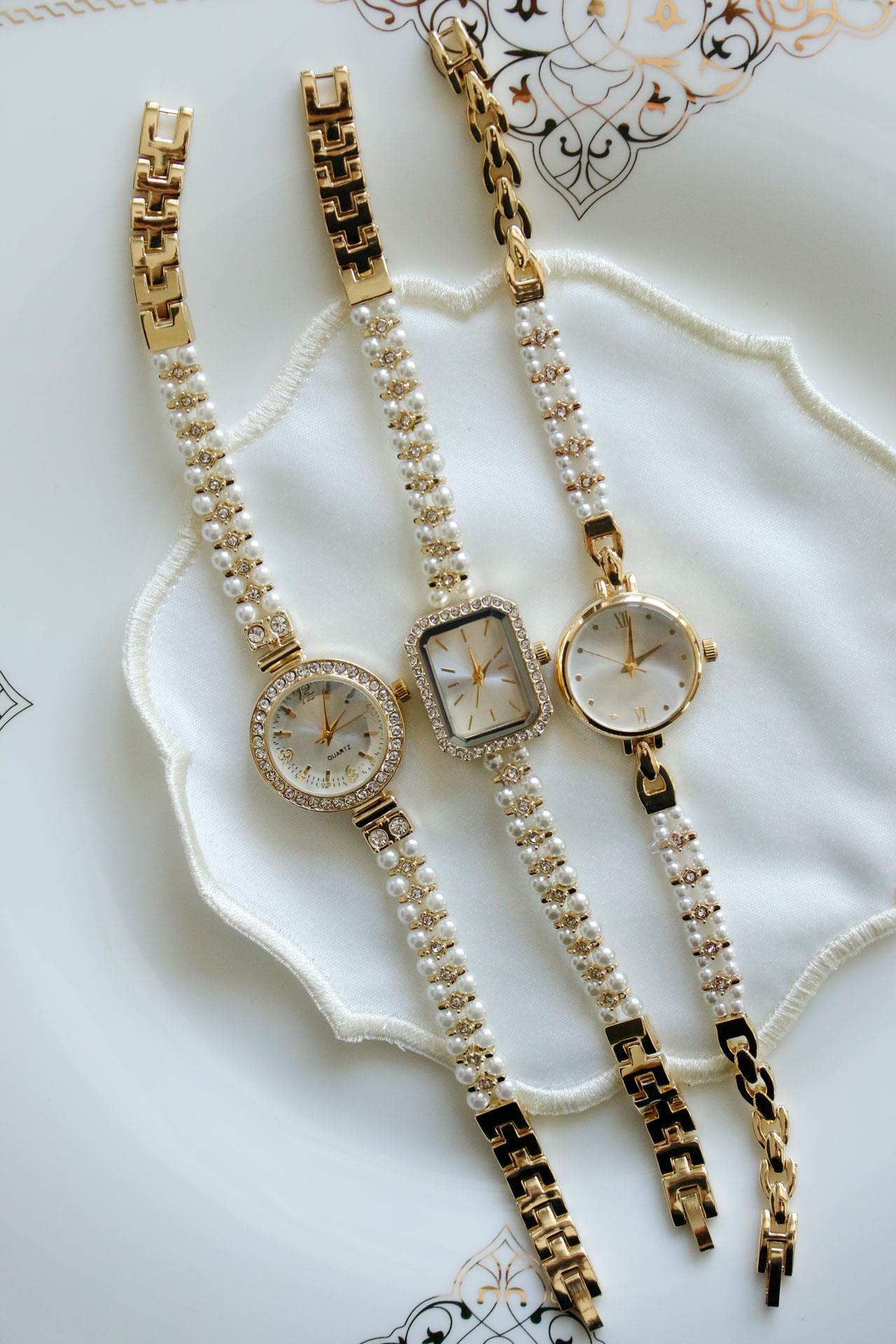 Pearl Gold Metal İncili Kol Saati 10
