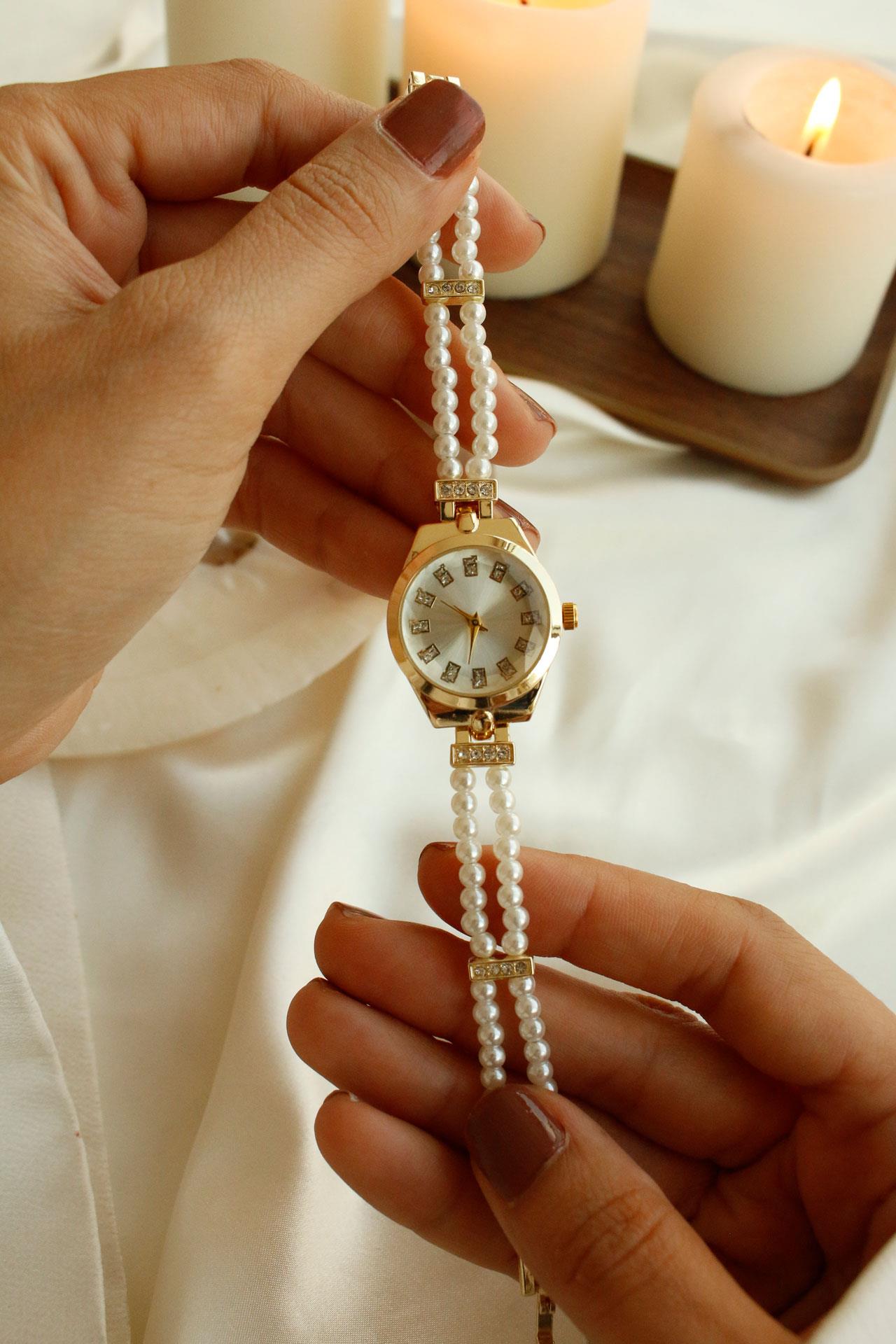 Pearl Gold Yuvarlak Metal İncili Kol Saati 18