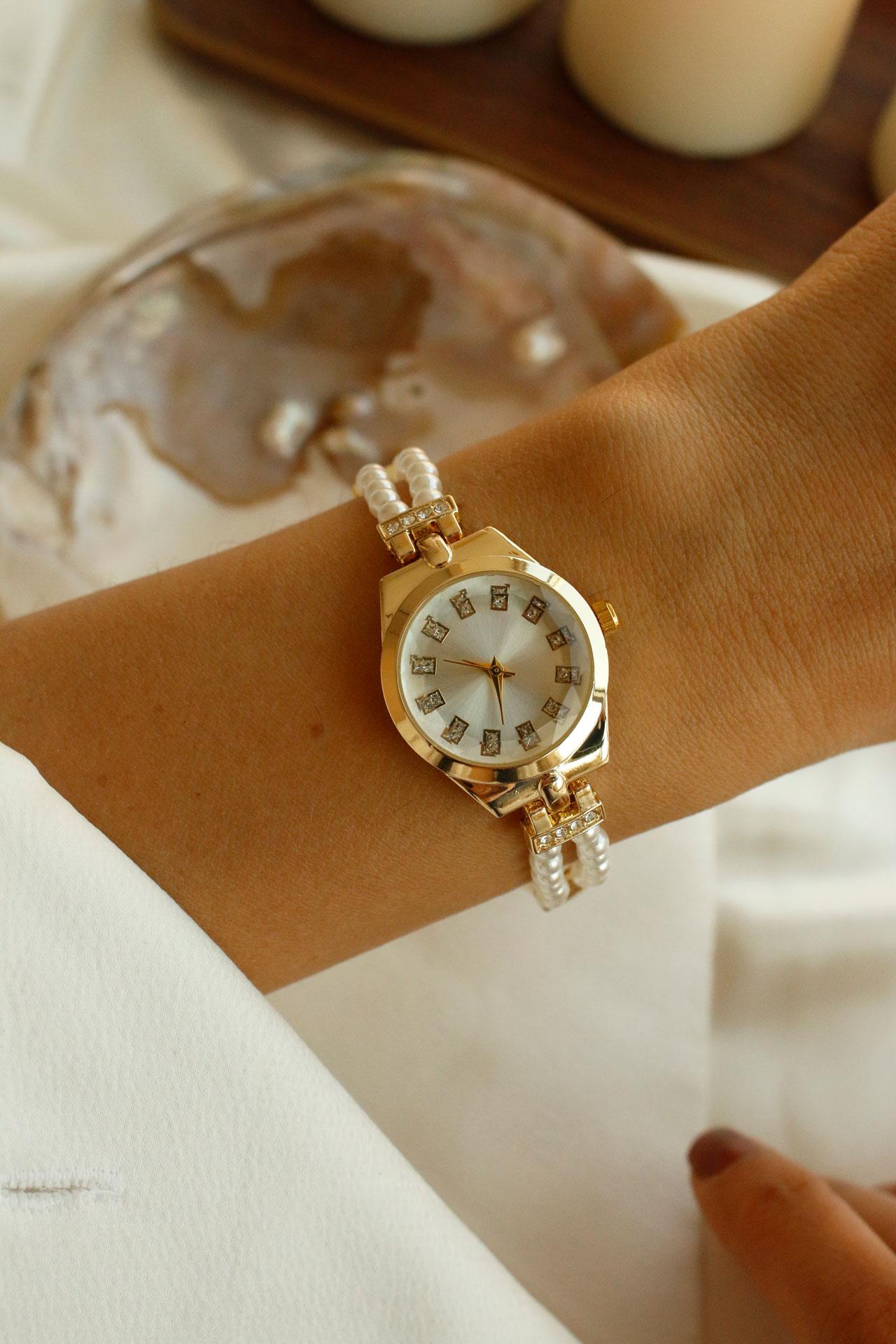 Pearl Gold Yuvarlak Metal İncili Kol Saati 18