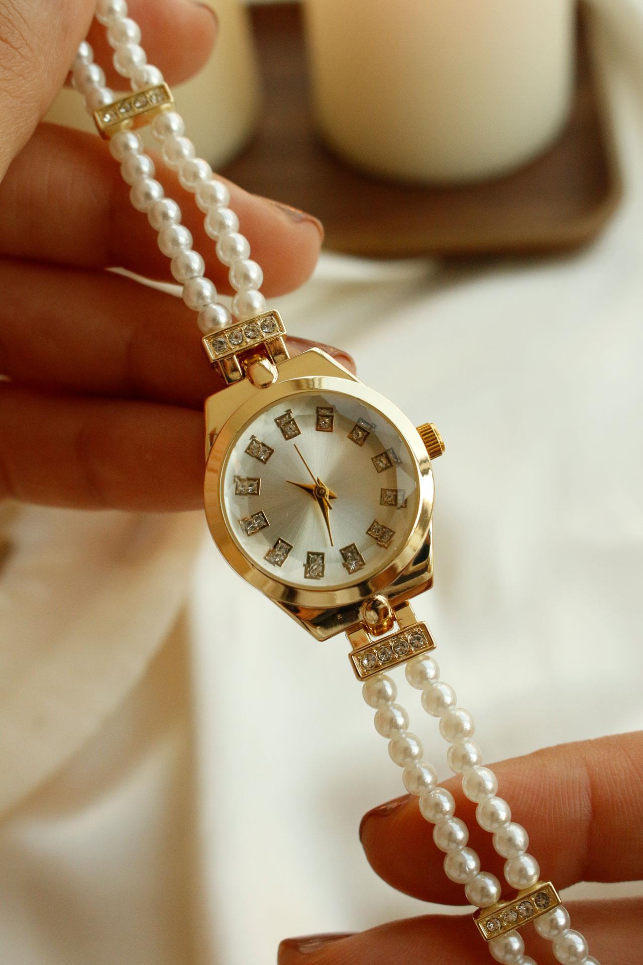 Pearl Gold Yuvarlak Metal İncili Kol Saati 18
