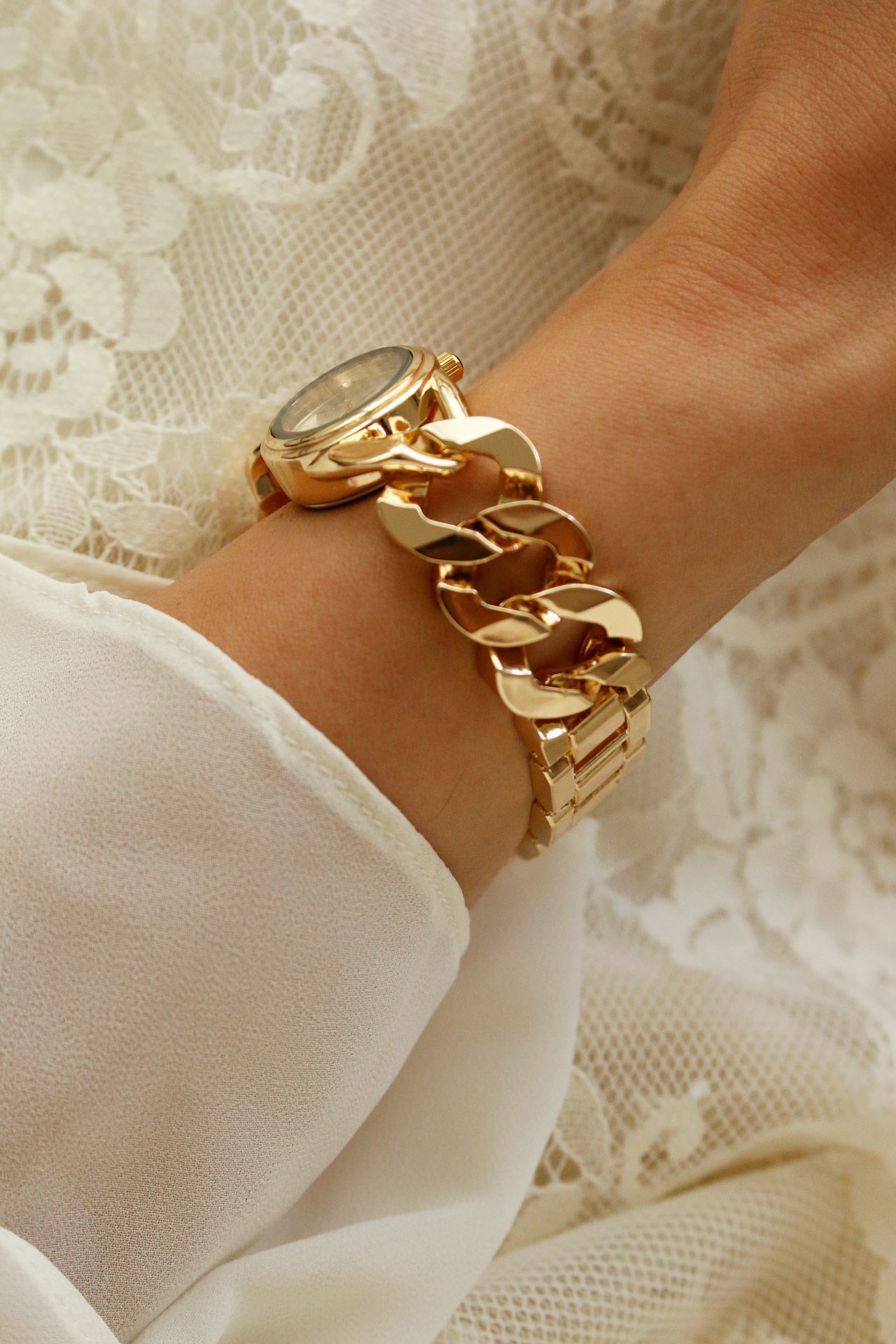 Premium Aveny Oval Gold Metal Kol Saati