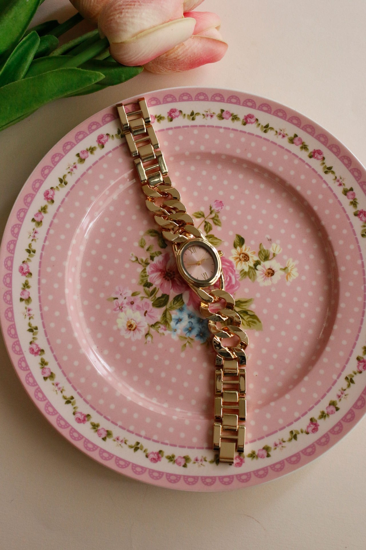 Premium Aveny Oval Gold Metal Kol Saati(pudra kadran)