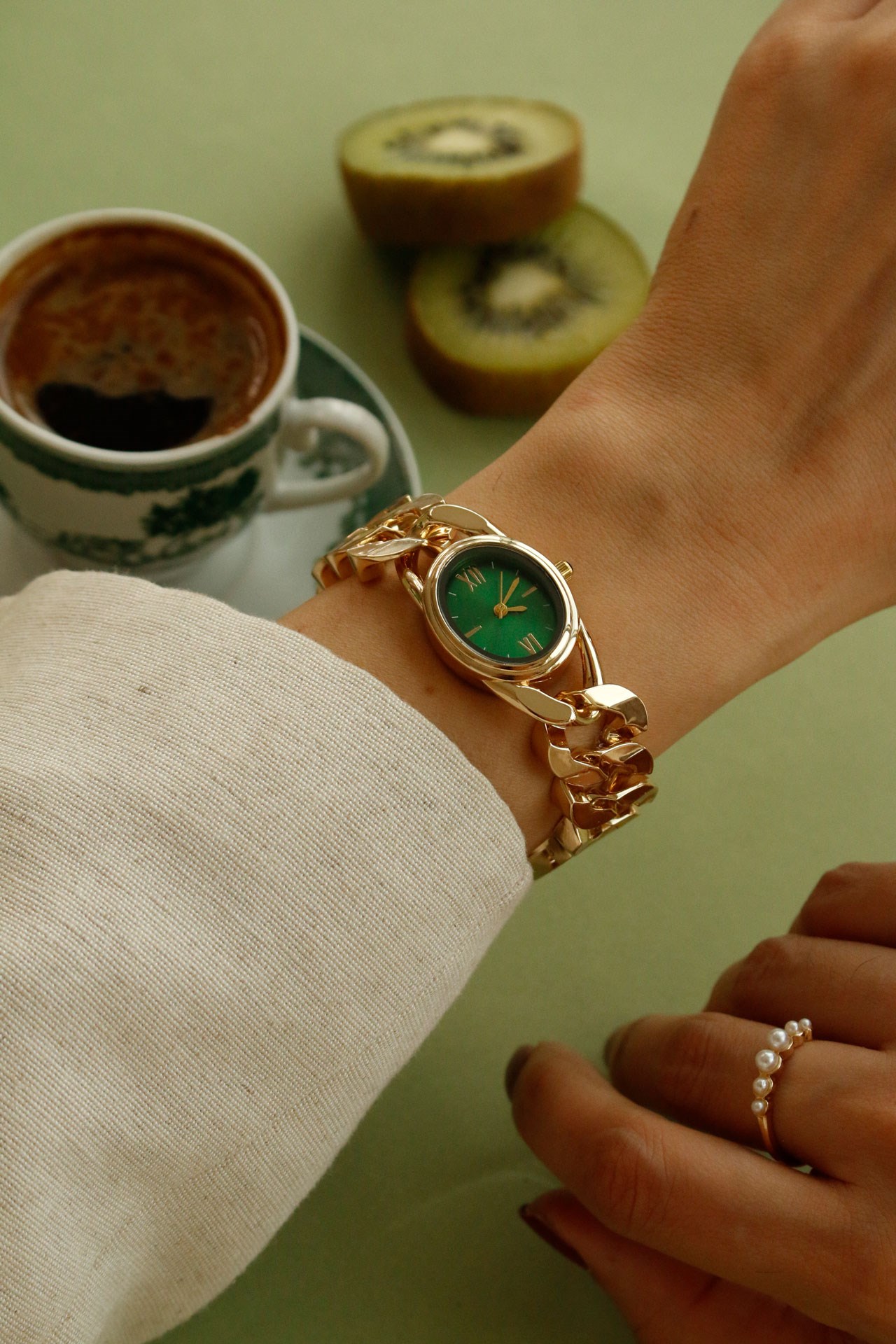 Premium Aveny Oval Gold Metal Kol Saati(yeşil kadran)